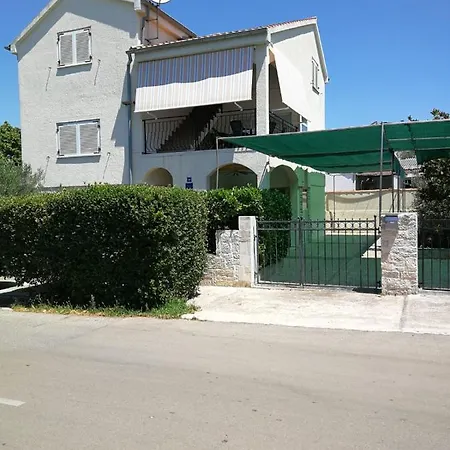 Apartments Ljubica Biograd Na Moru Exterior photo